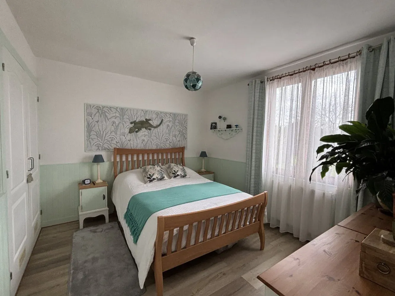 Renovated Village House in Châtain, Vienne, with 8,491 m² of Land and a Swimming Pool photo 6