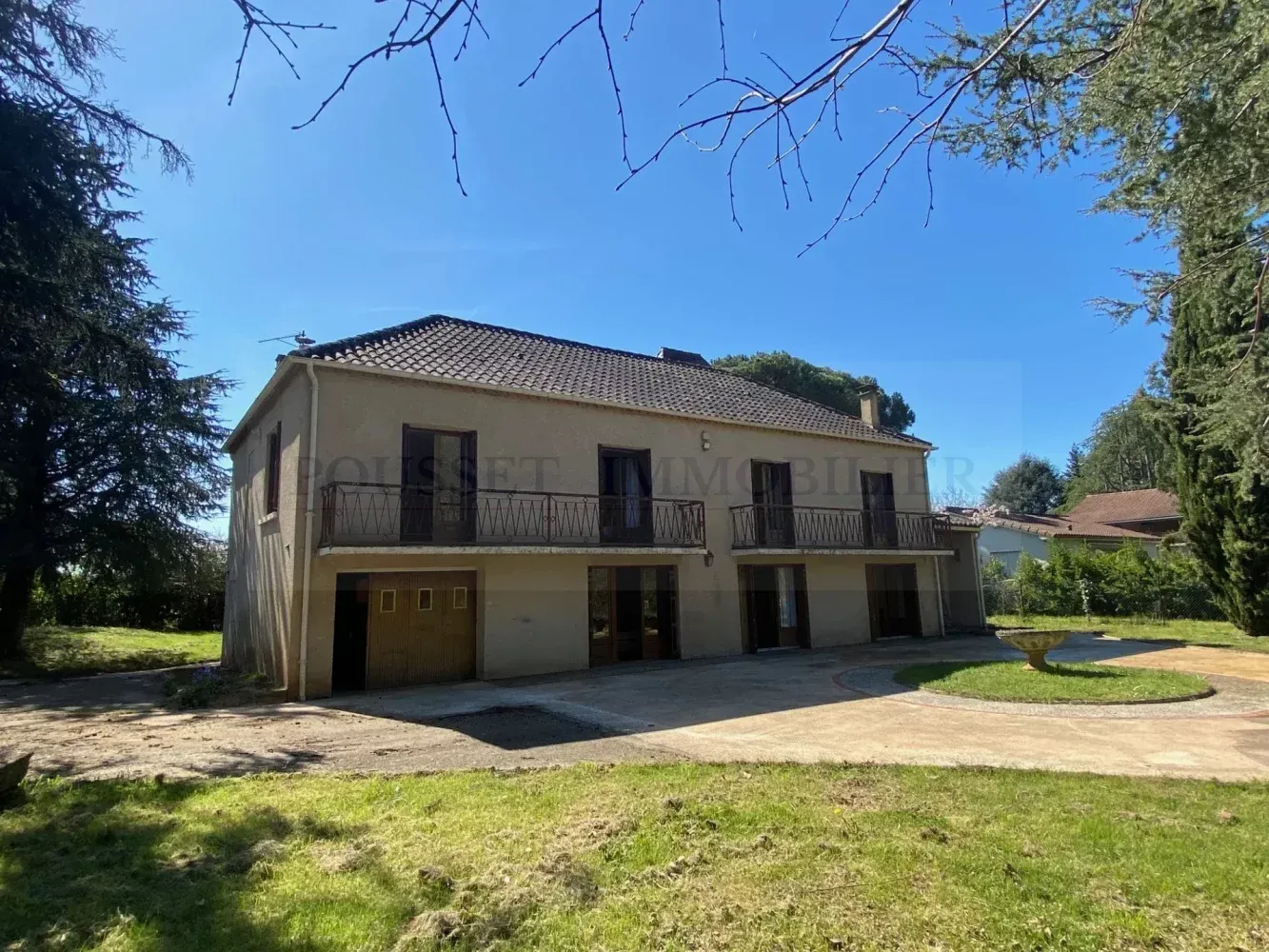 Maison de campagne à rénover à Puy-l'Évêque, Lot, avec 8 chambres et terrain de 1 482 m² — photo 3