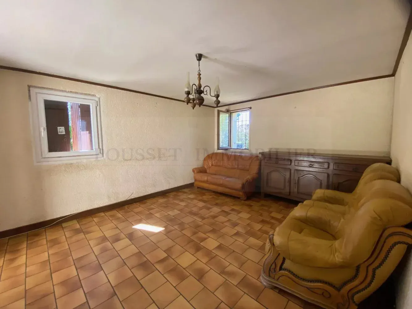 Maison de campagne à rénover à Puy-l'Évêque, Lot, avec 8 chambres et terrain de 1 482 m² — photo 8