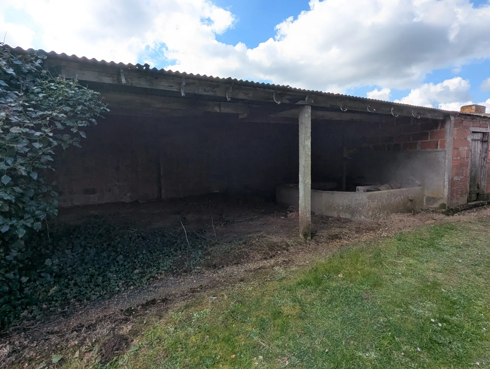Character home to renovate with land in Argentonnay, Deux-Sèvres photo 10