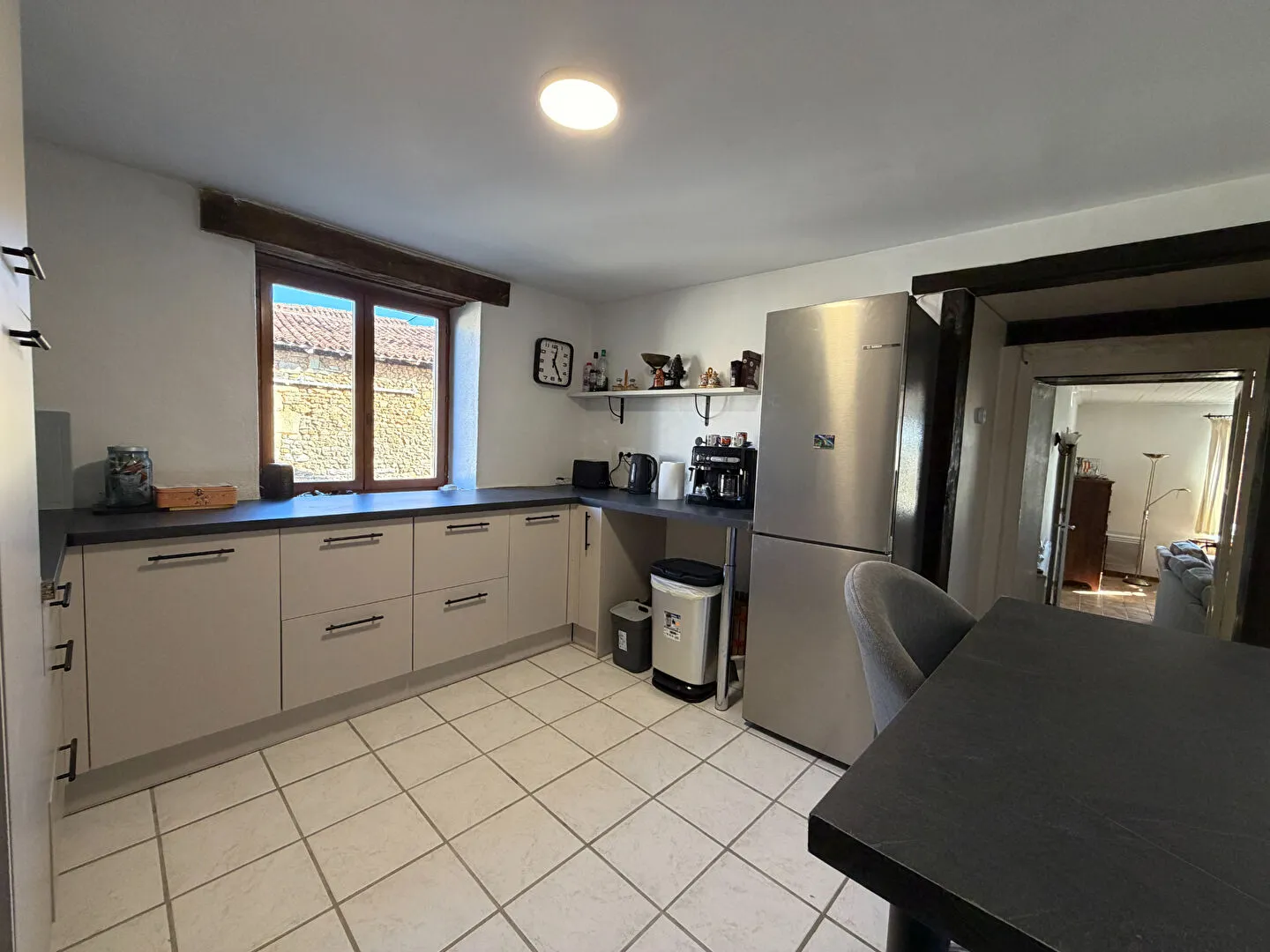 Maison rénovée avec grange et jardin à Ventouse, Charente — photo 7