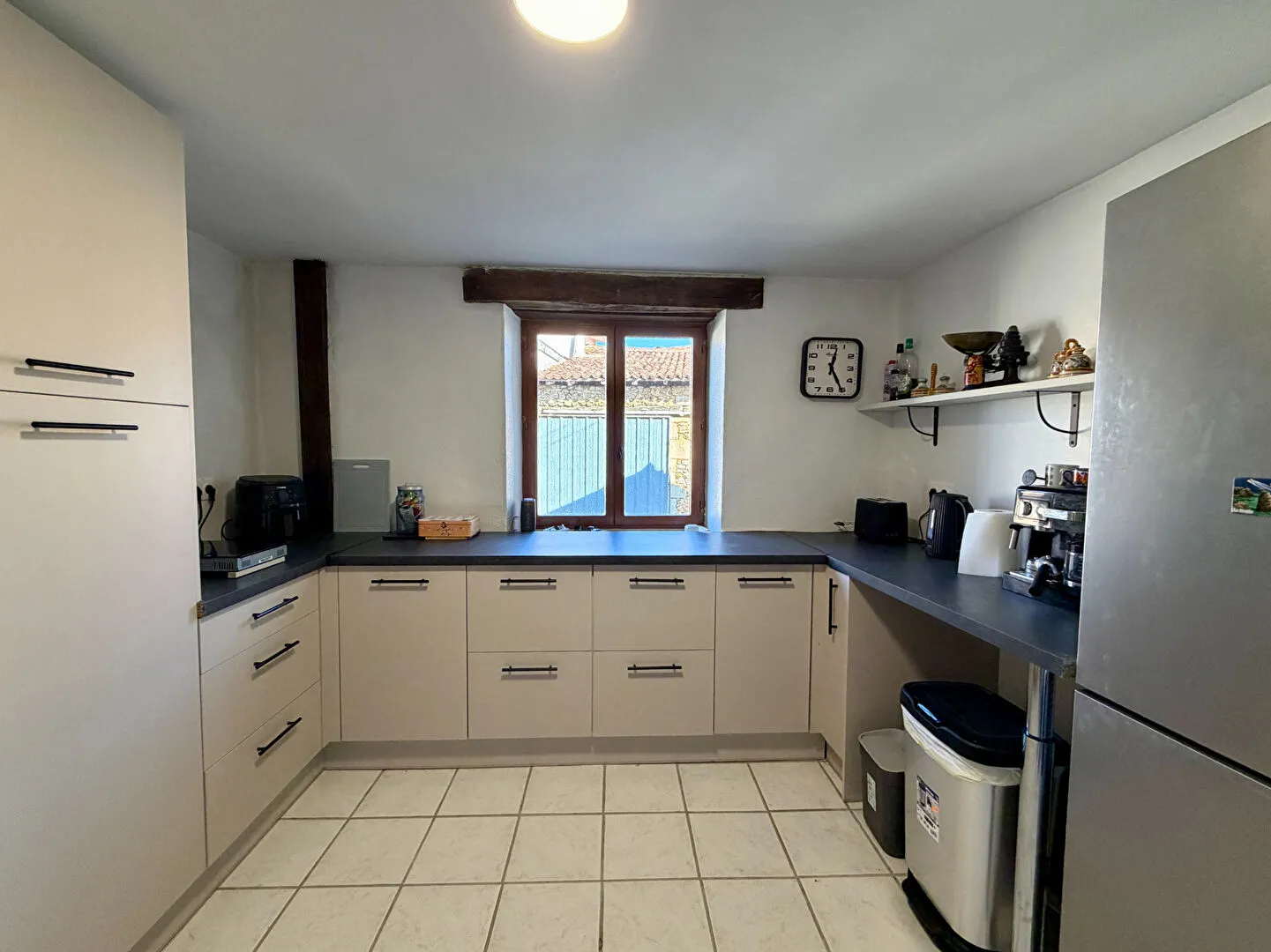 Maison rénovée avec grange et jardin à Ventouse, Charente — photo 6