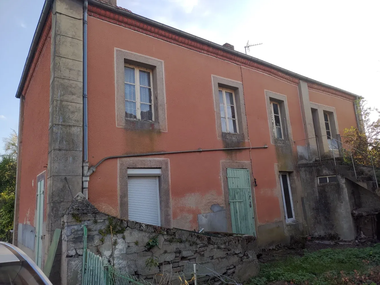 Maison de village à rénover avec terrain à Lavaveix-les-Mines, Creuse — photo 4