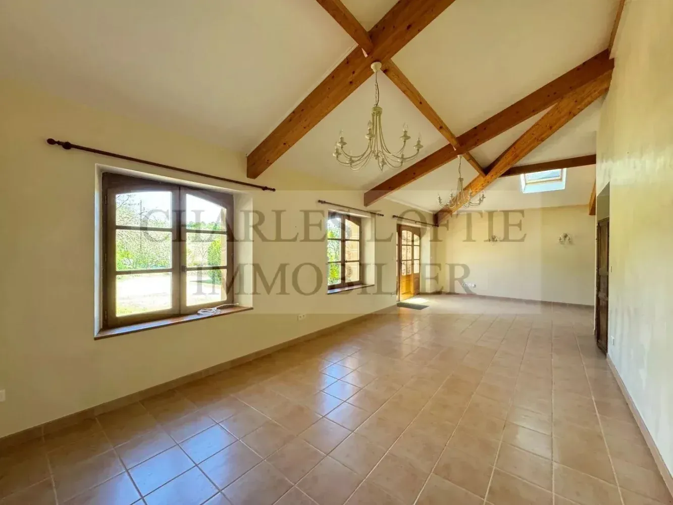 Maison de village en pierre rénovée avec jardin à Cazals, Lot — photo 9