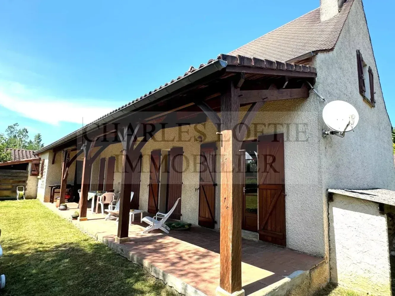 Maison familiale à vendre avec jardin à Cazals, dans le Lot — photo 3