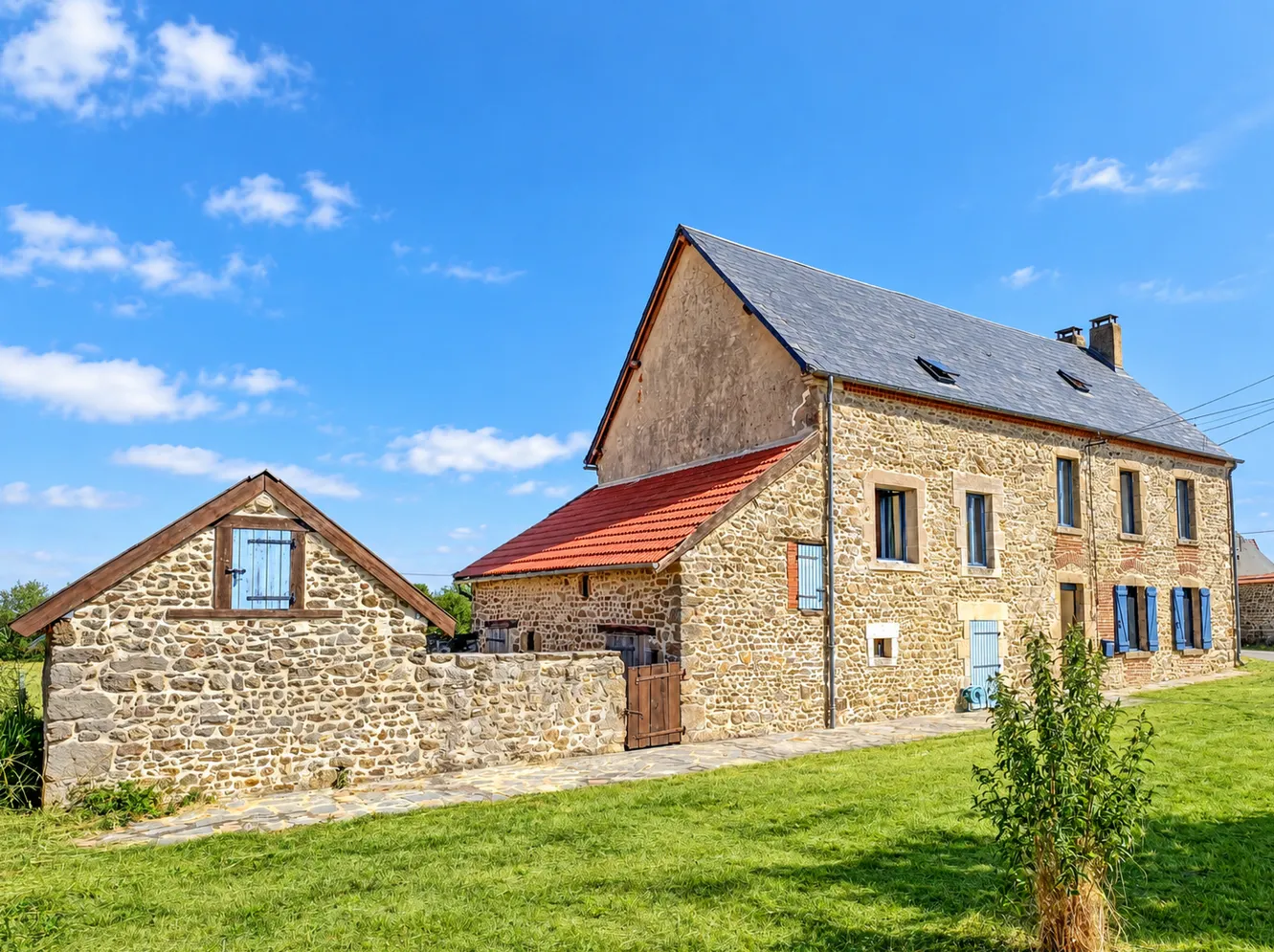 Stone Country House with Guest House in Évaux-les-Bains, Creuse photo 2