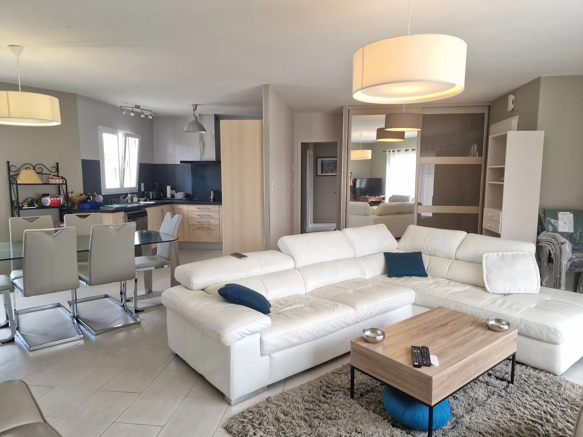 Single-Story House for Sale in Nersac, Charente — 3 Bedrooms and Garden photo 3