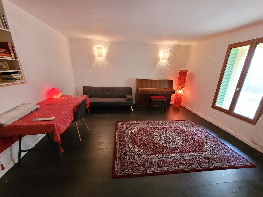 Quarante, Hérault : maison de village de 95 m² avec terrasse de 28 m² — photo 4