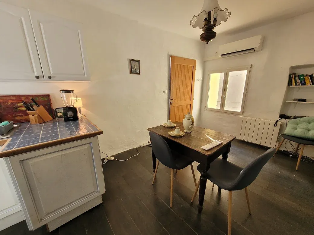 Quarante, Hérault : maison de village de 95 m² avec terrasse de 28 m² — photo 6