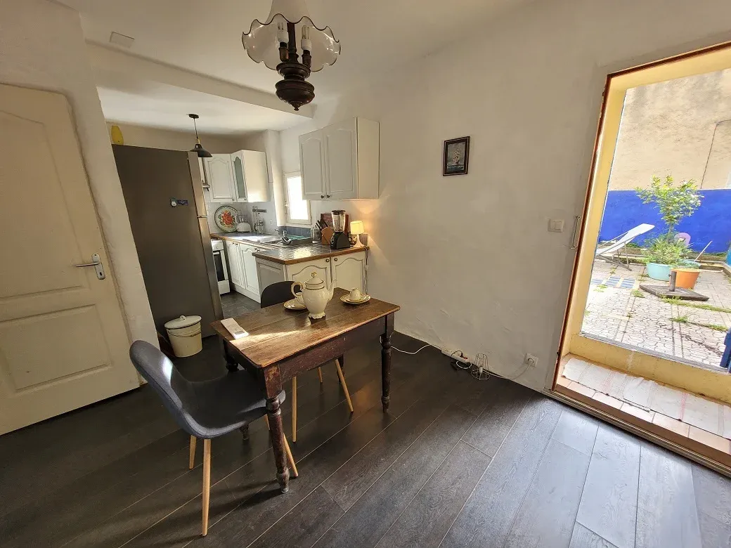 Quarante, Hérault : maison de village de 95 m² avec terrasse de 28 m² — photo 7