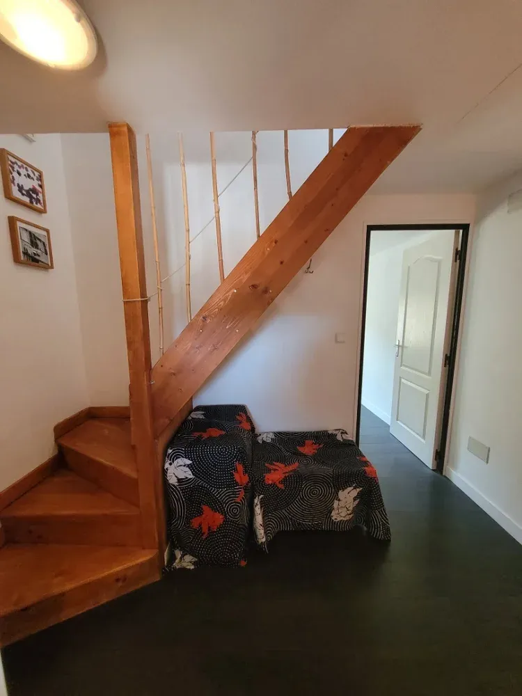 Quarante, Hérault : maison de village de 95 m² avec terrasse de 28 m² — photo 9
