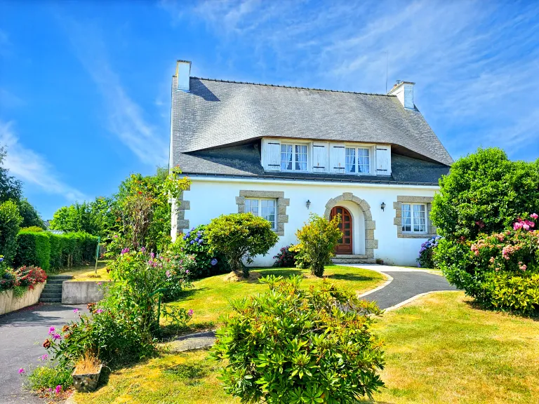 Maison néo-bretonne à vendre à Saint-Gérand-Croixanvec, Morbihan – terrain constructible de 2 317 m² Photo du bien