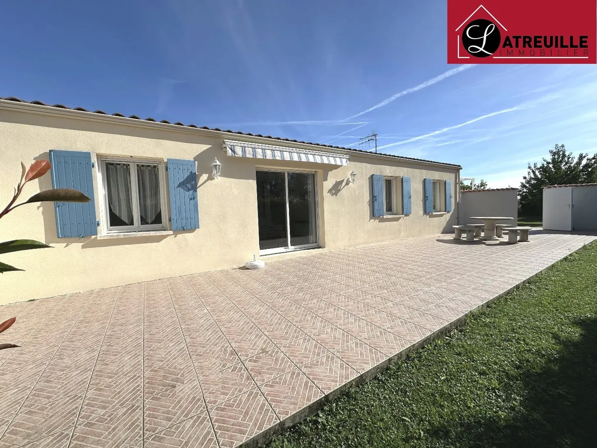 Maison de plain-pied à Tesson, Charente-Maritime, Nouvelle-Aquitaine, avec jardin de 1 066 m² — photo 10
