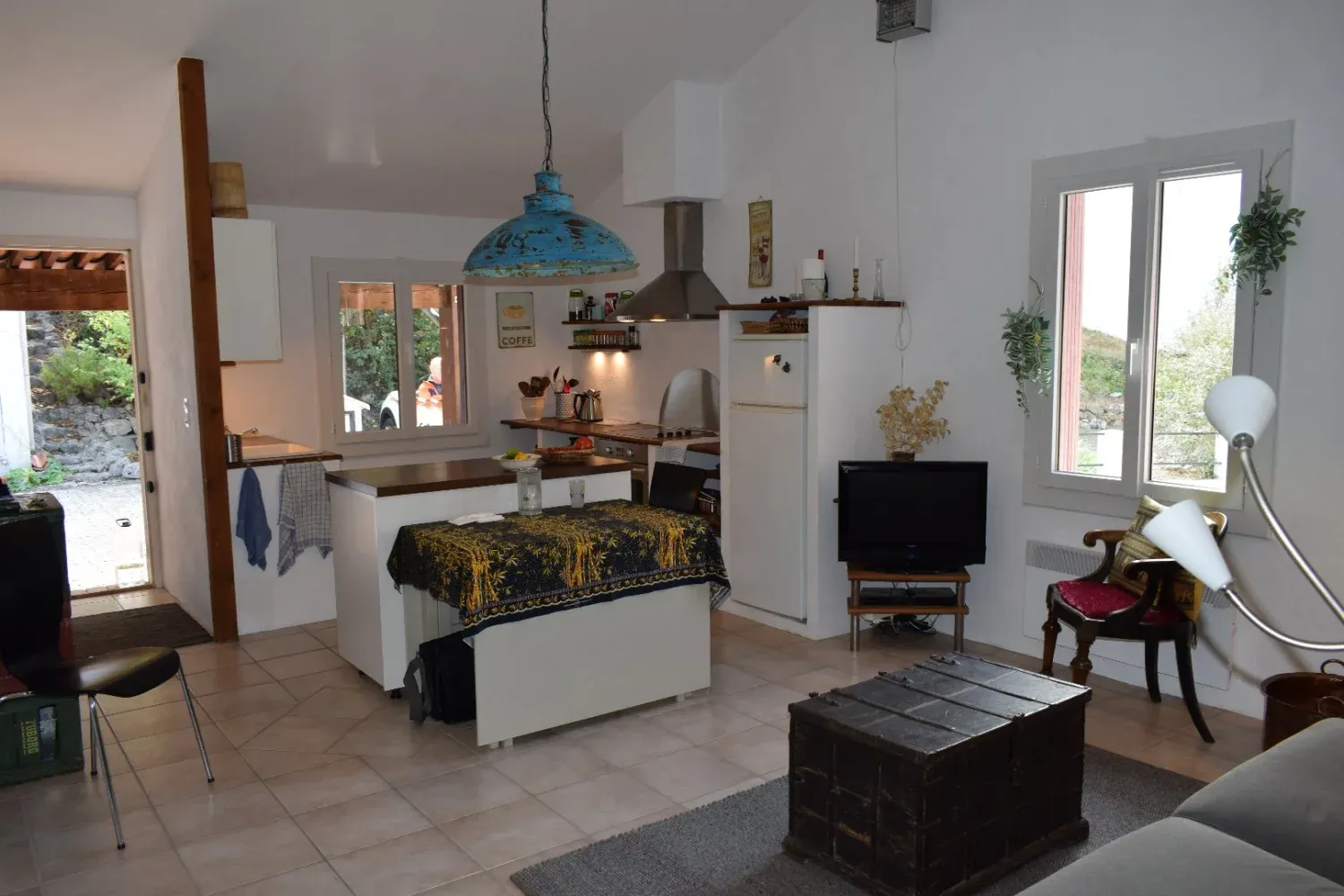 Maison de village à vendre à Axat, Aude, avec cour de 62 m² et garage — photo 2