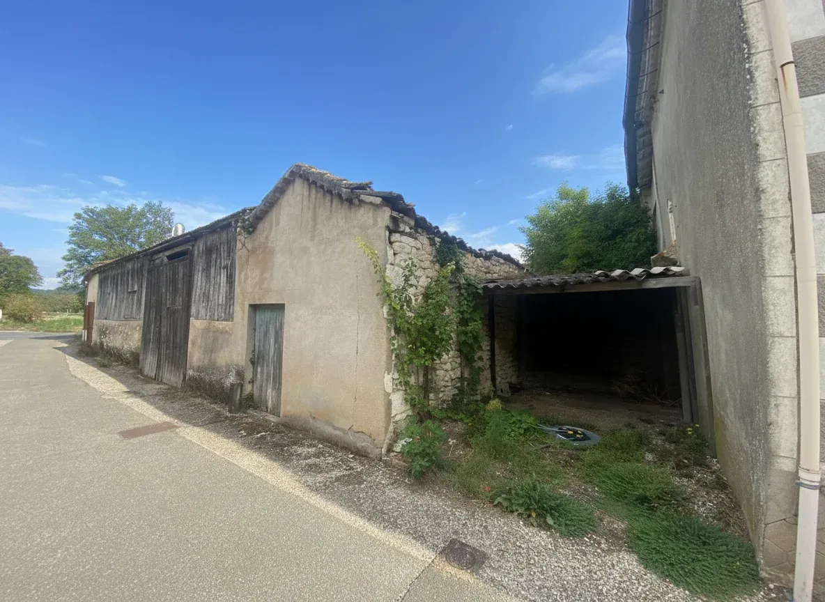 Maison de village à vendre à Saint-Daunès, Barguelonne-en-Quercy (Lot), avec jardin et remise — photo 2