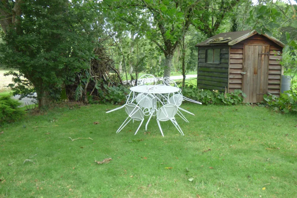 Stone country house with garden in Malestroit, Morbihan photo 4