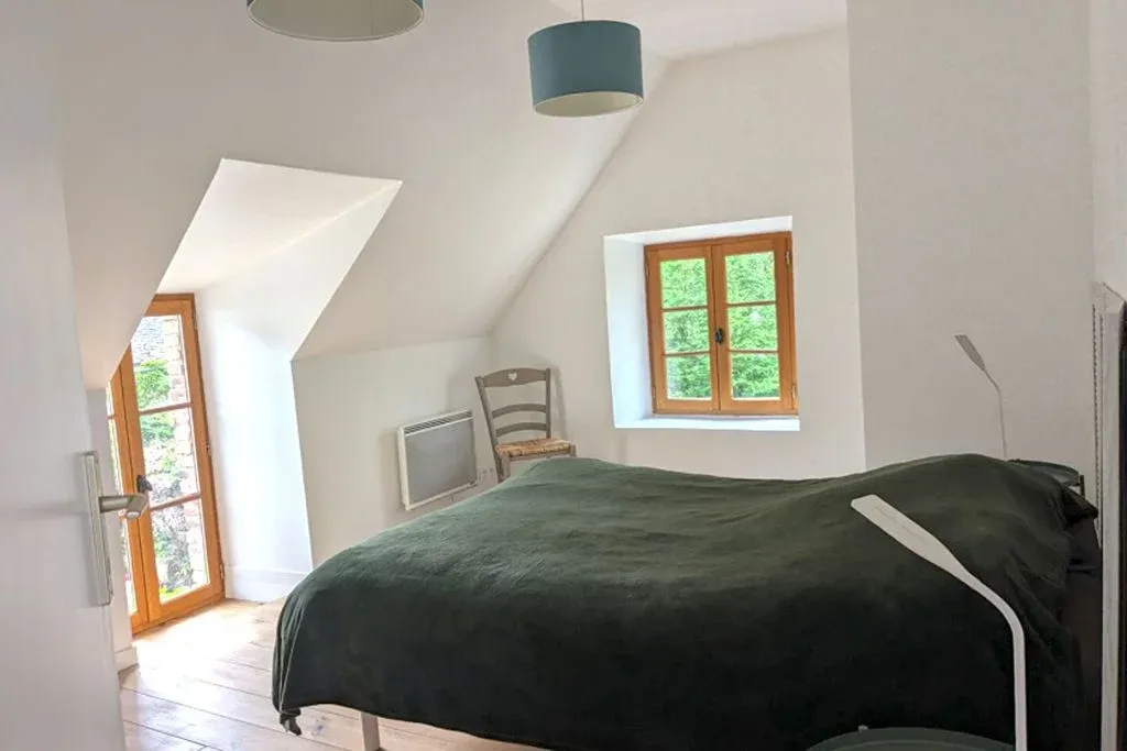 Stone country house with garden in Malestroit, Morbihan photo 9