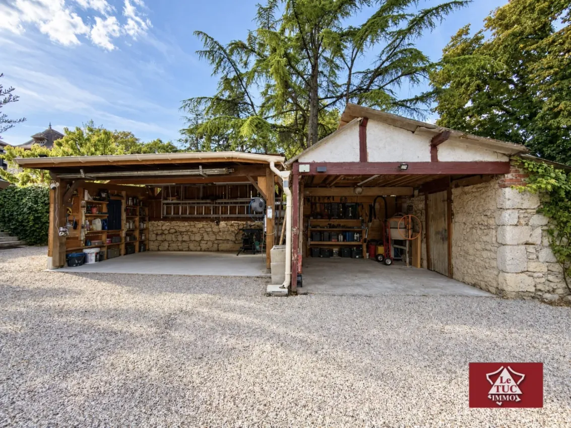 Stone Village House with Outbuildings in Laroque-Timbaut, Lot-et-Garonne photo 2