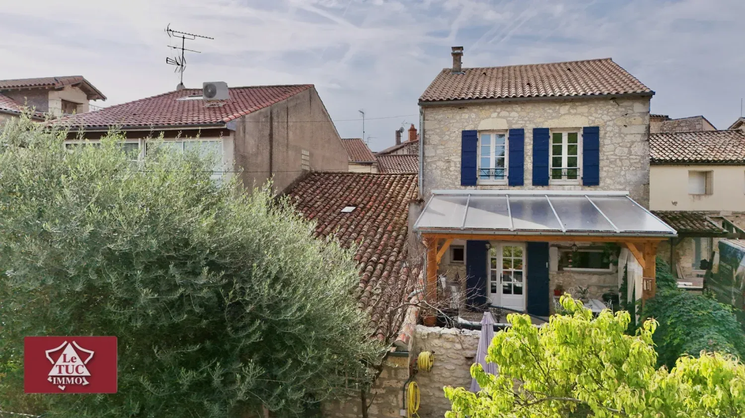 Stone Village House with Outbuildings in Laroque-Timbaut, Lot-et-Garonne photo 4