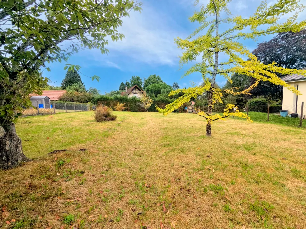 Village house for sale with garden in Arnac-Pompadour, Corrèze photo 8