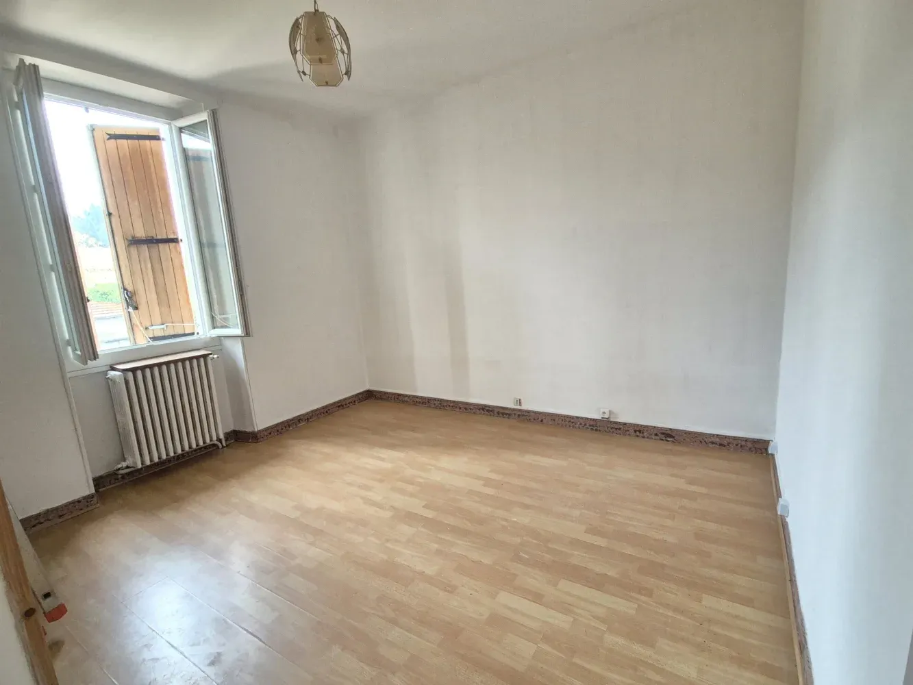 Maison avec deux appartements à Les Salles-du-Gardon, Gard, terrain clos de 774 m² — photo 7