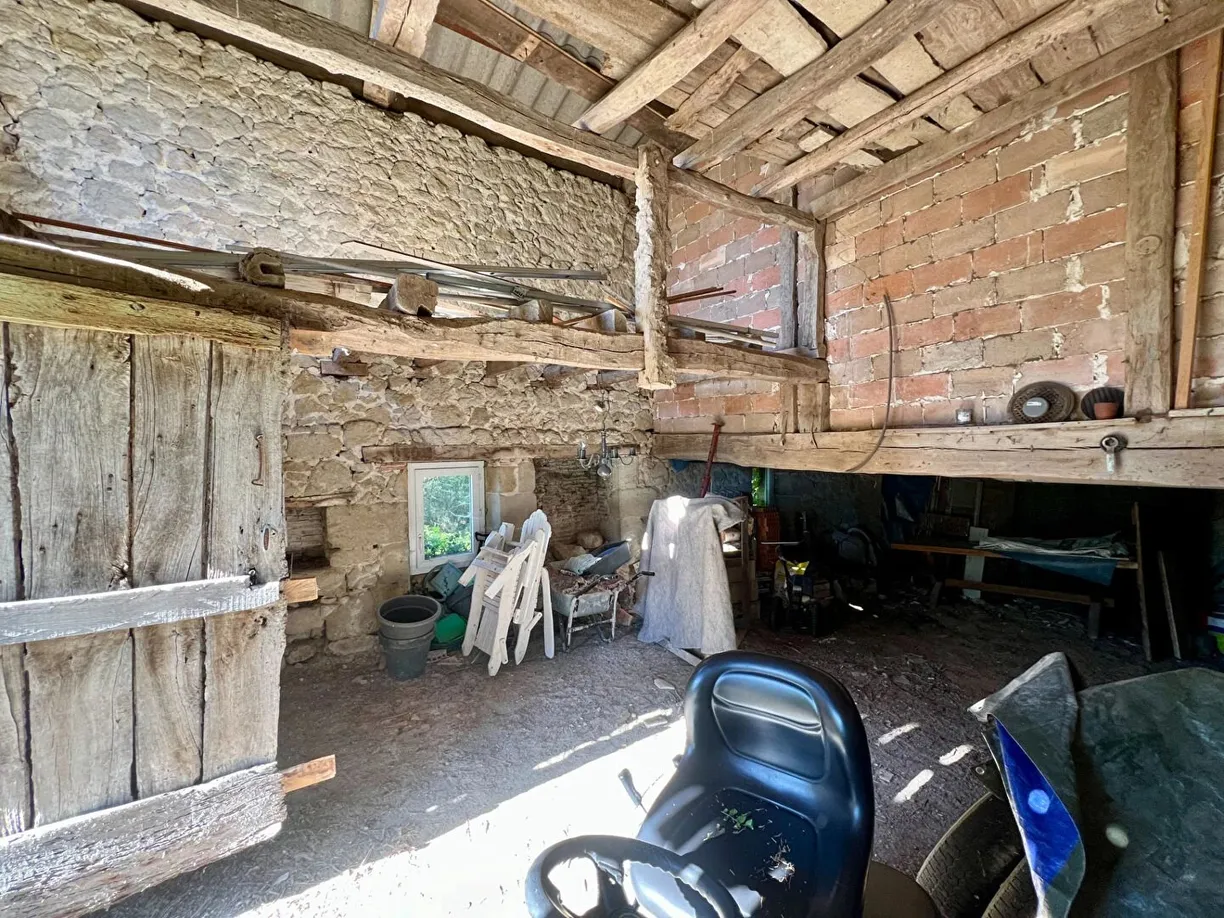 Maison en pierre à rénover à Cancon, Lot-et-Garonne, avec jardin de 1 450 m² — photo 8