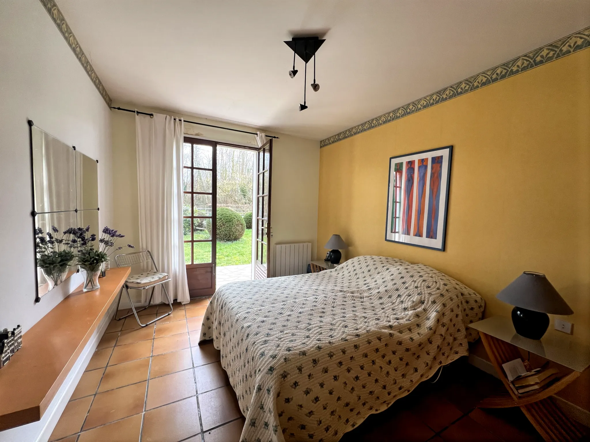 Maison de campagne rénovée avec jardin et garage à Rezay, Cher — photo 9