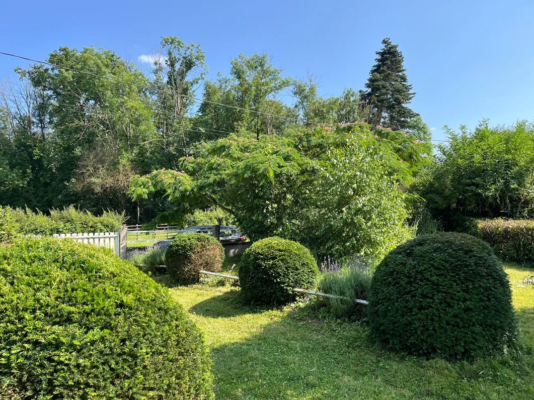 Maison de campagne rénovée avec jardin et garage à Rezay, Cher — photo 2