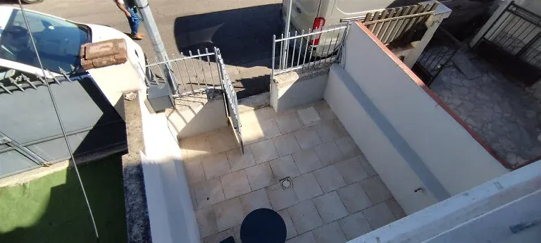 Maison de ville rénovée à Agen, Lot-et-Garonne, avec terrasse et vue sur les coteaux de l’Ermitage — photo 8