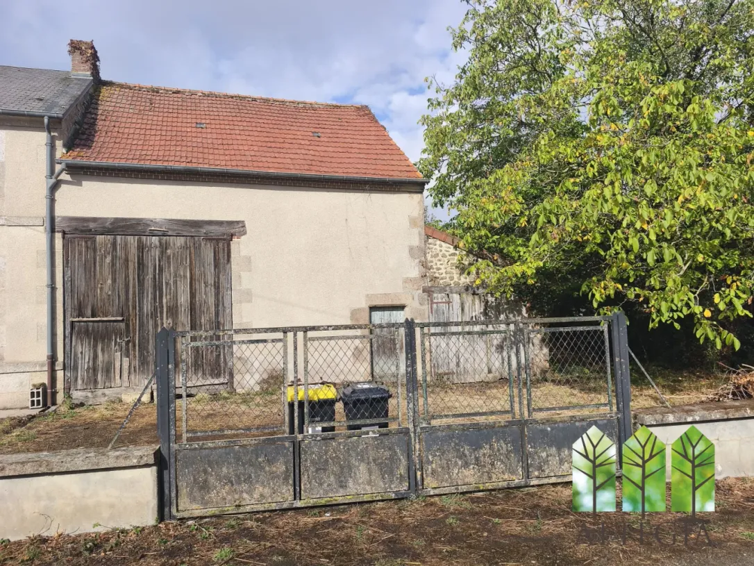 Stone Country House with Barn and Garden in Roches, Creuse photo 4
