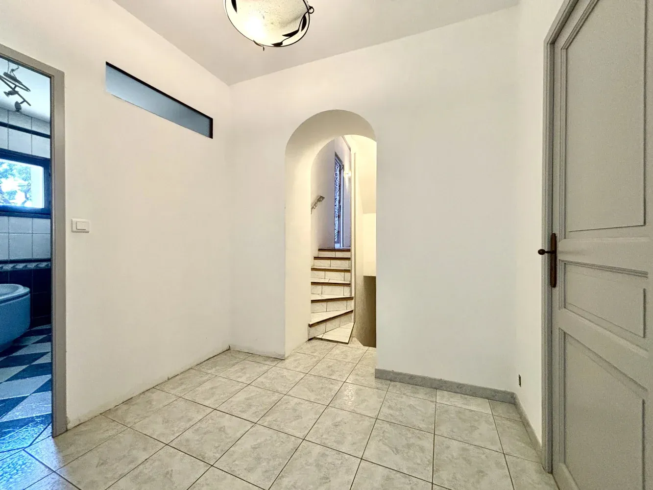 Village house to personalize in the heart of Pépieux photo 9