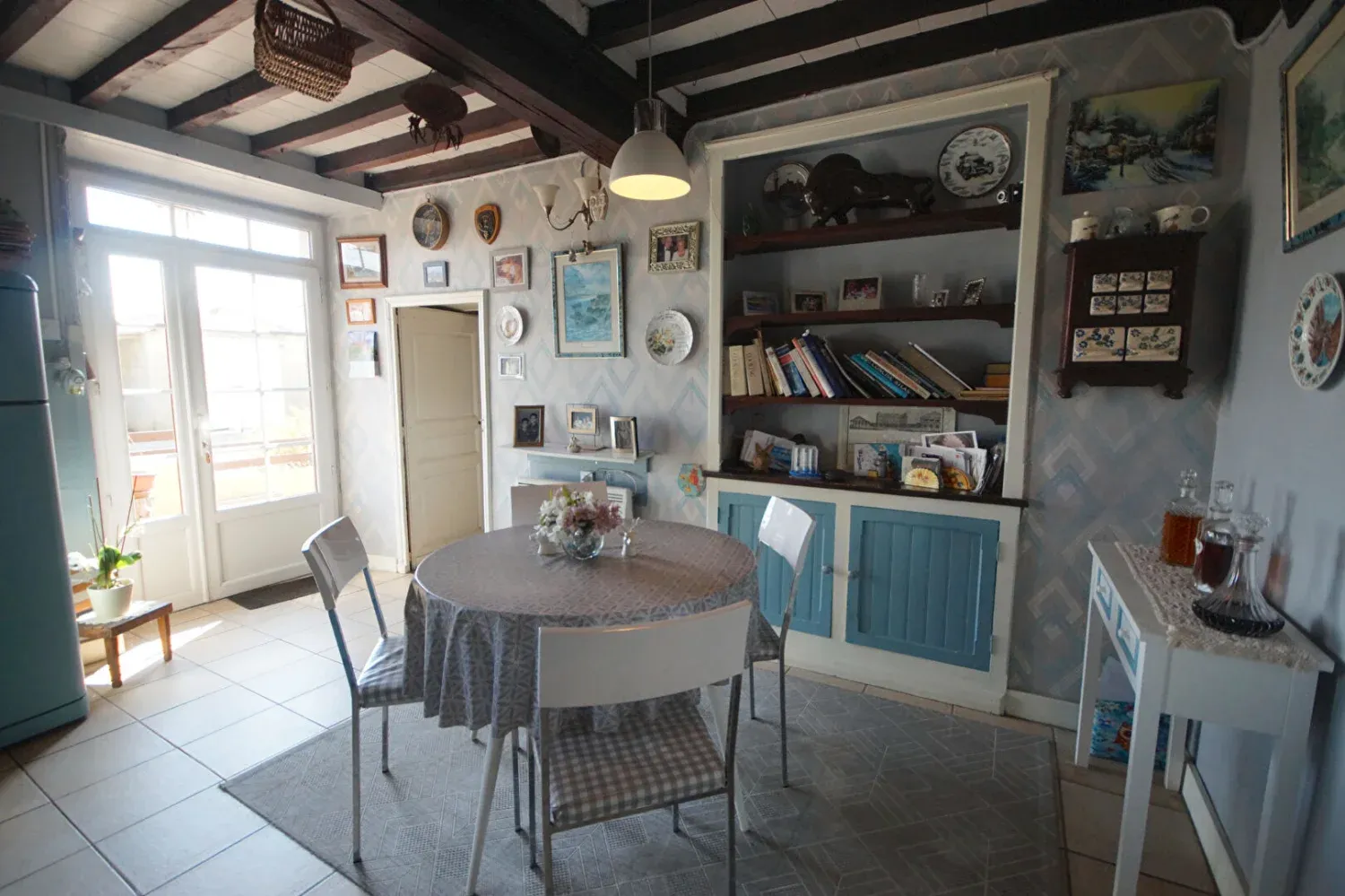 Characterful 5-bedroom village house in Notre-Dame-de-Cenilly photo 4