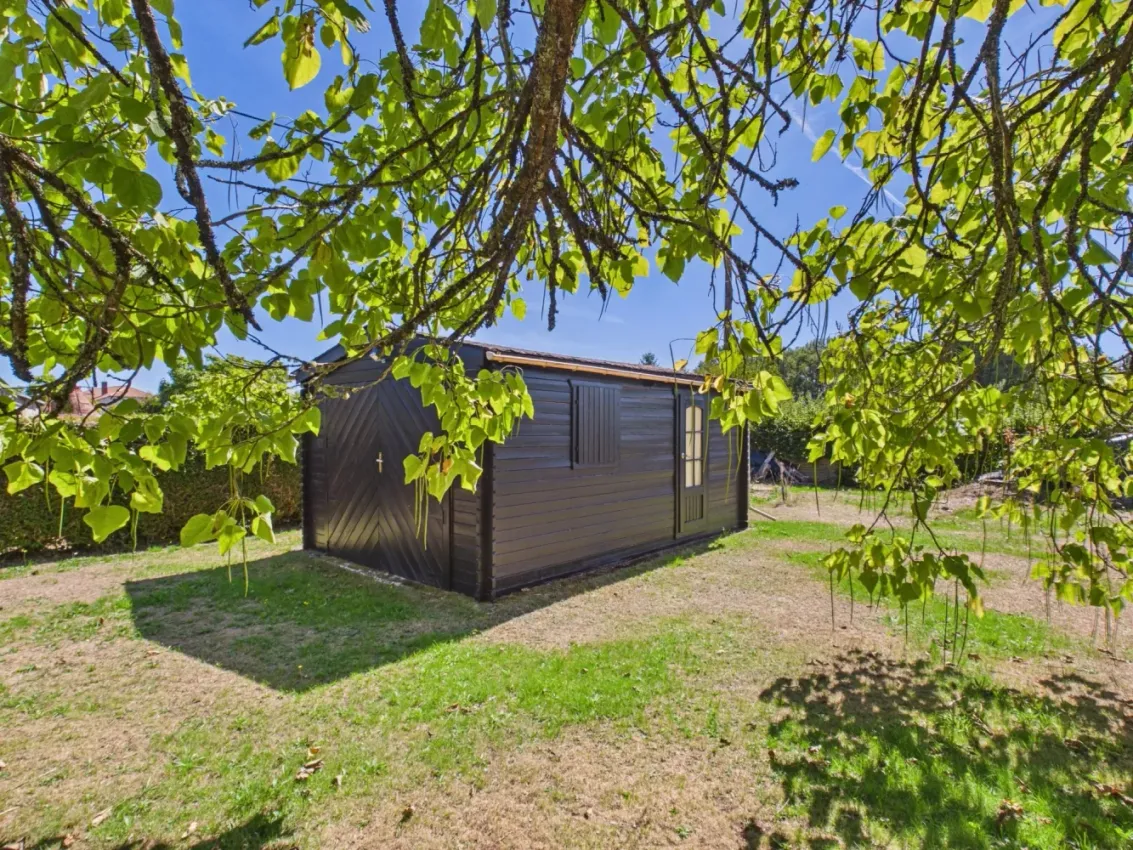 3-bedroom house with garden in Maisonnais-sur-Tardoire photo 2