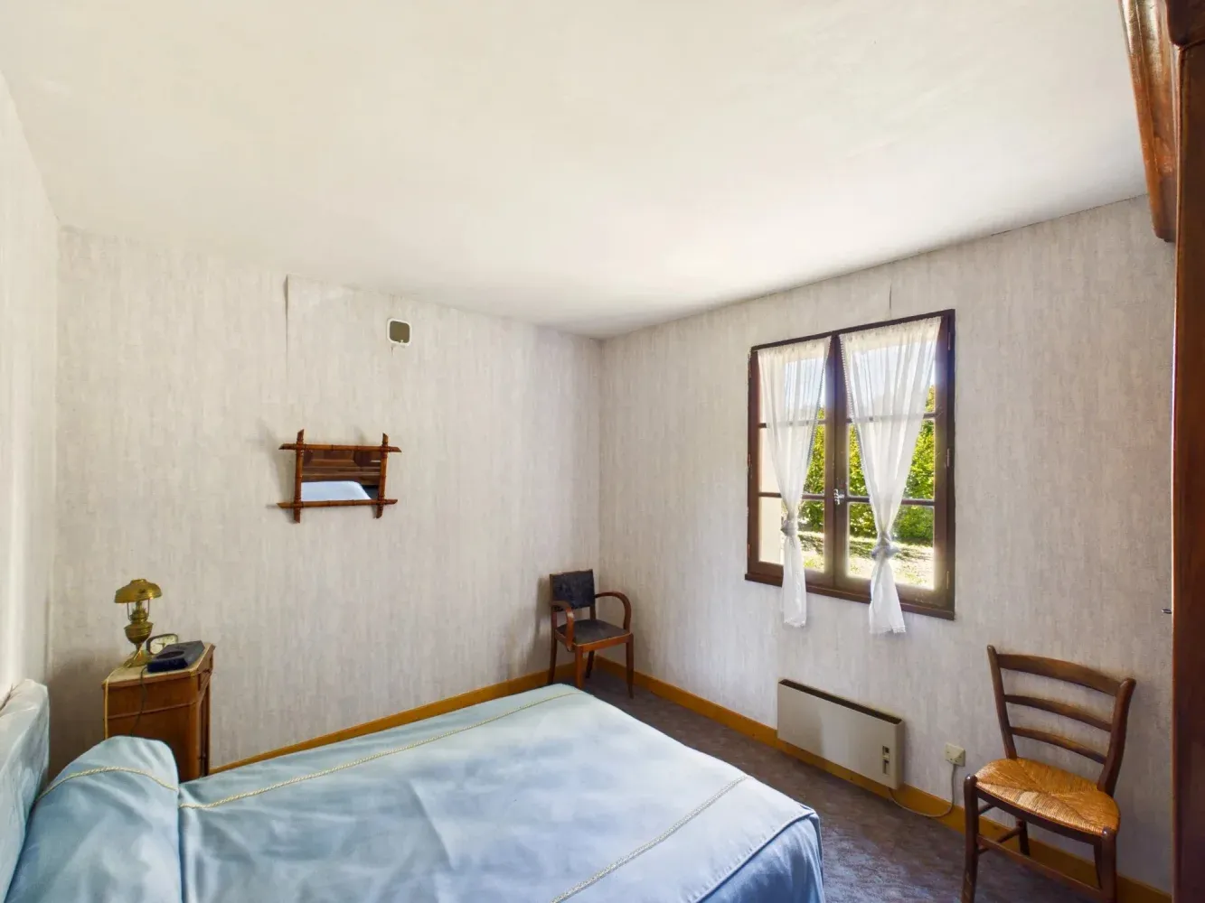3-bedroom house with garden in Maisonnais-sur-Tardoire photo 5