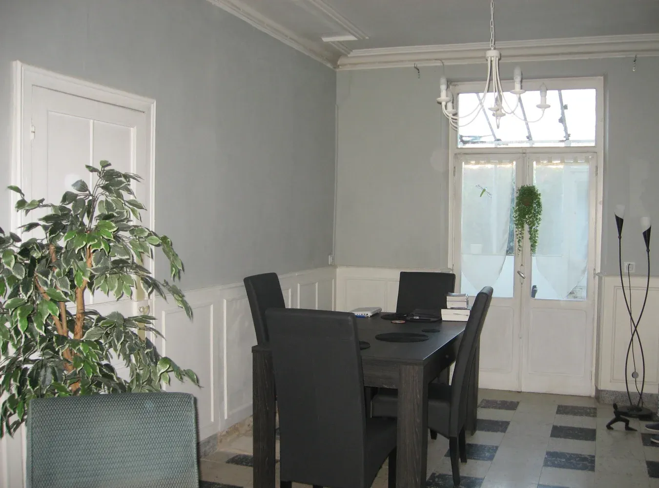 Maison de ville ancienne de trois niveaux avec cour à La Flèche — photo 3