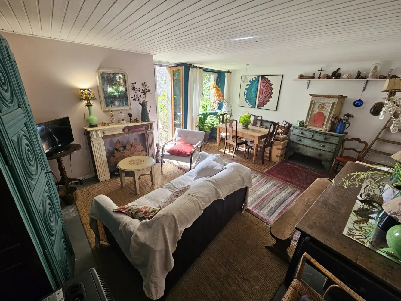 Characterful Village House in Guémené-sur-Scorff with Garden photo 9
