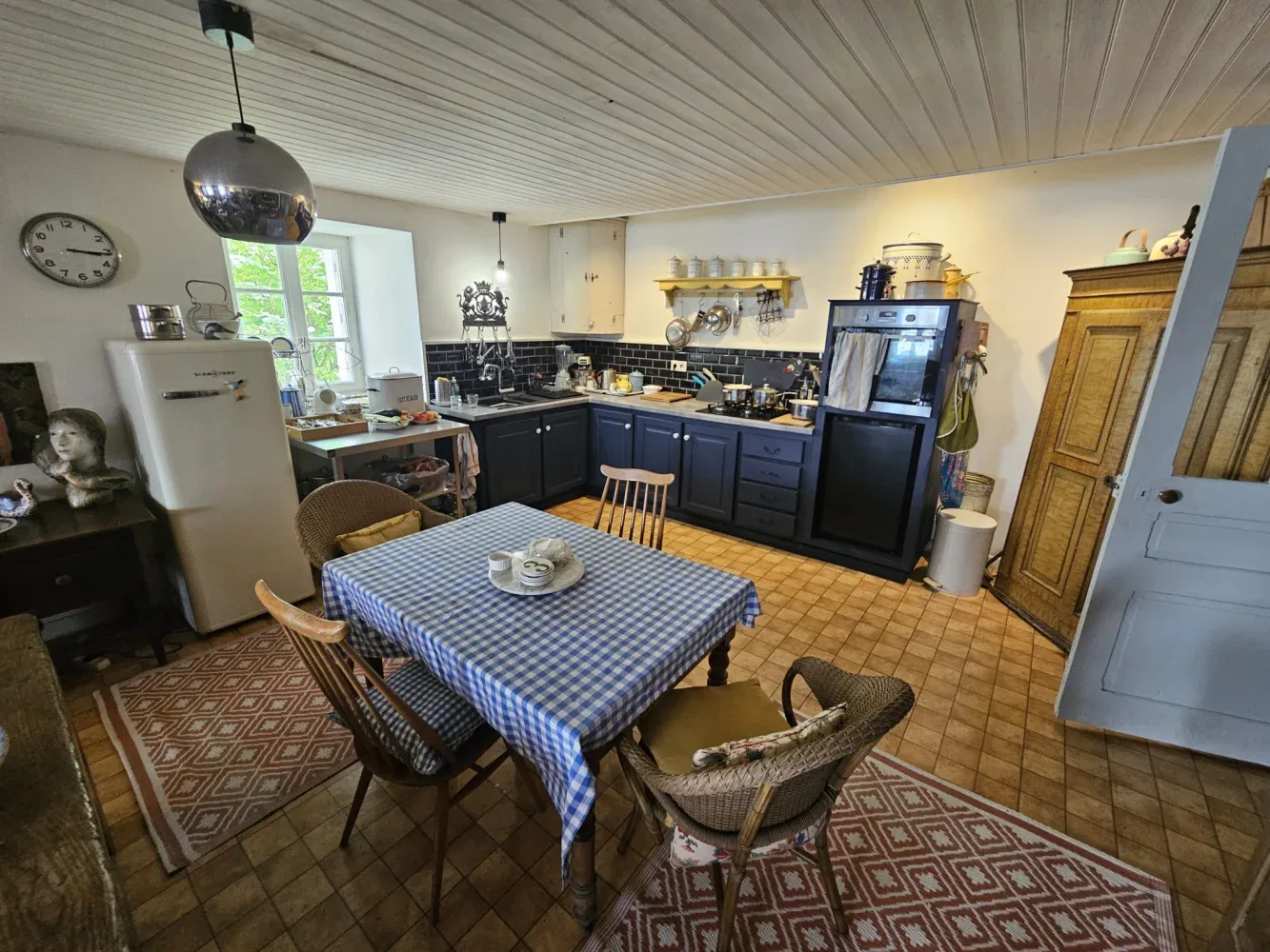 Characterful Village House in Guémené-sur-Scorff with Garden photo 6