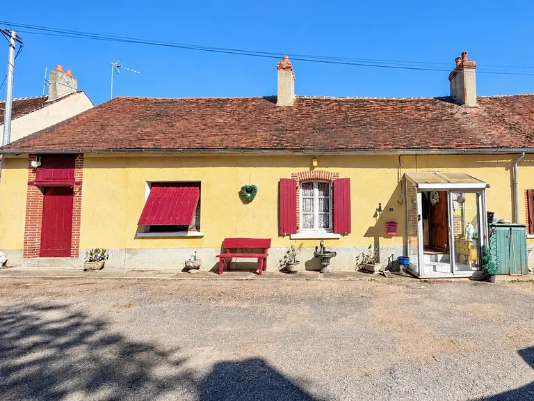 Country house with swimming pool in Saint-Martin-le-Mault, Haute-Vienne property photo