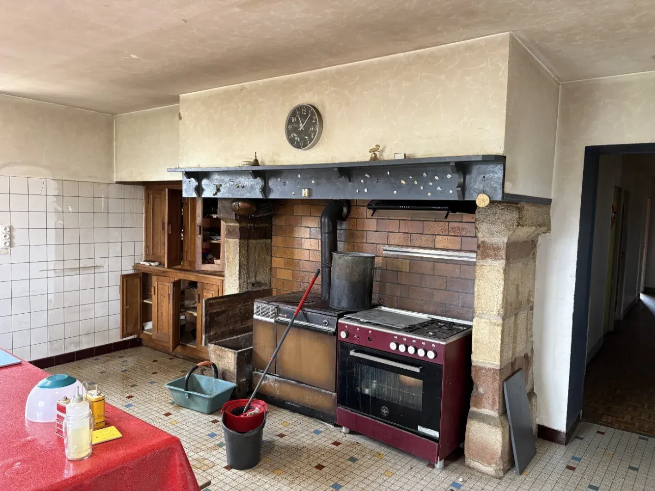 Propriété rurale avec deux maisons, dépendances et 4,5 hectares à Coubjours — photo 3