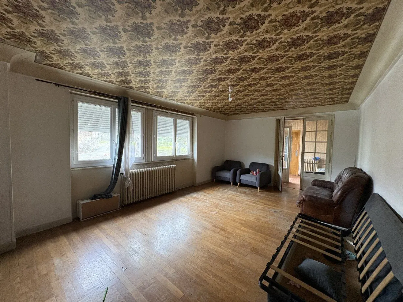 Propriété rurale avec deux maisons, dépendances et 4,5 hectares à Coubjours — photo 7