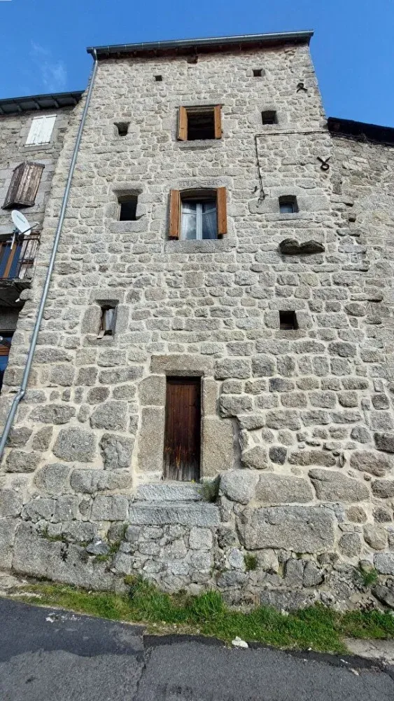 Village house to renovate in Serverette, Lozère photo 2
