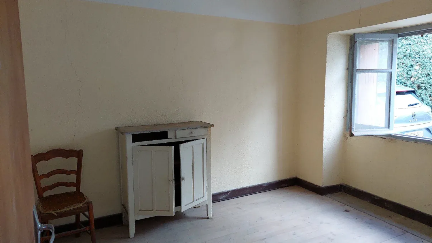 Village house to renovate in Serverette, Lozère photo 8