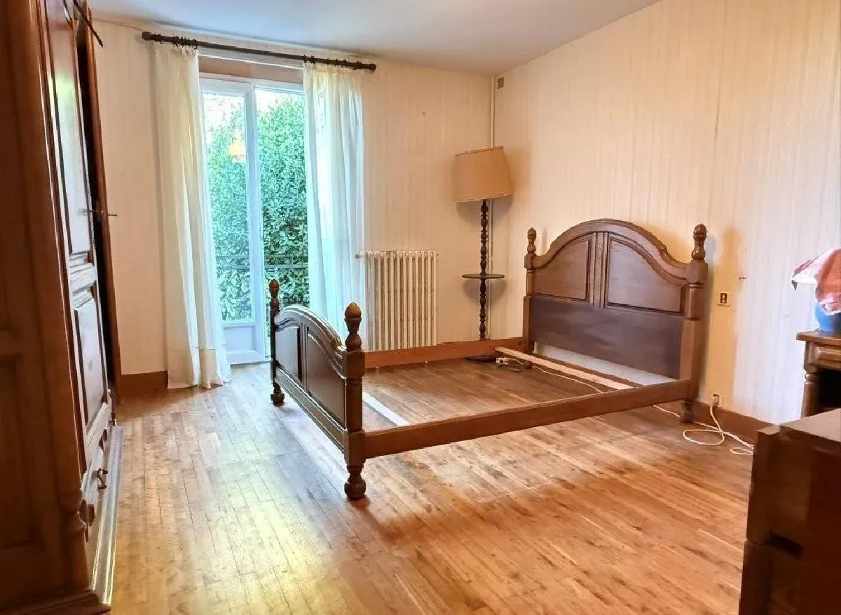5-bedroom detached house for sale near Ruffec photo 8