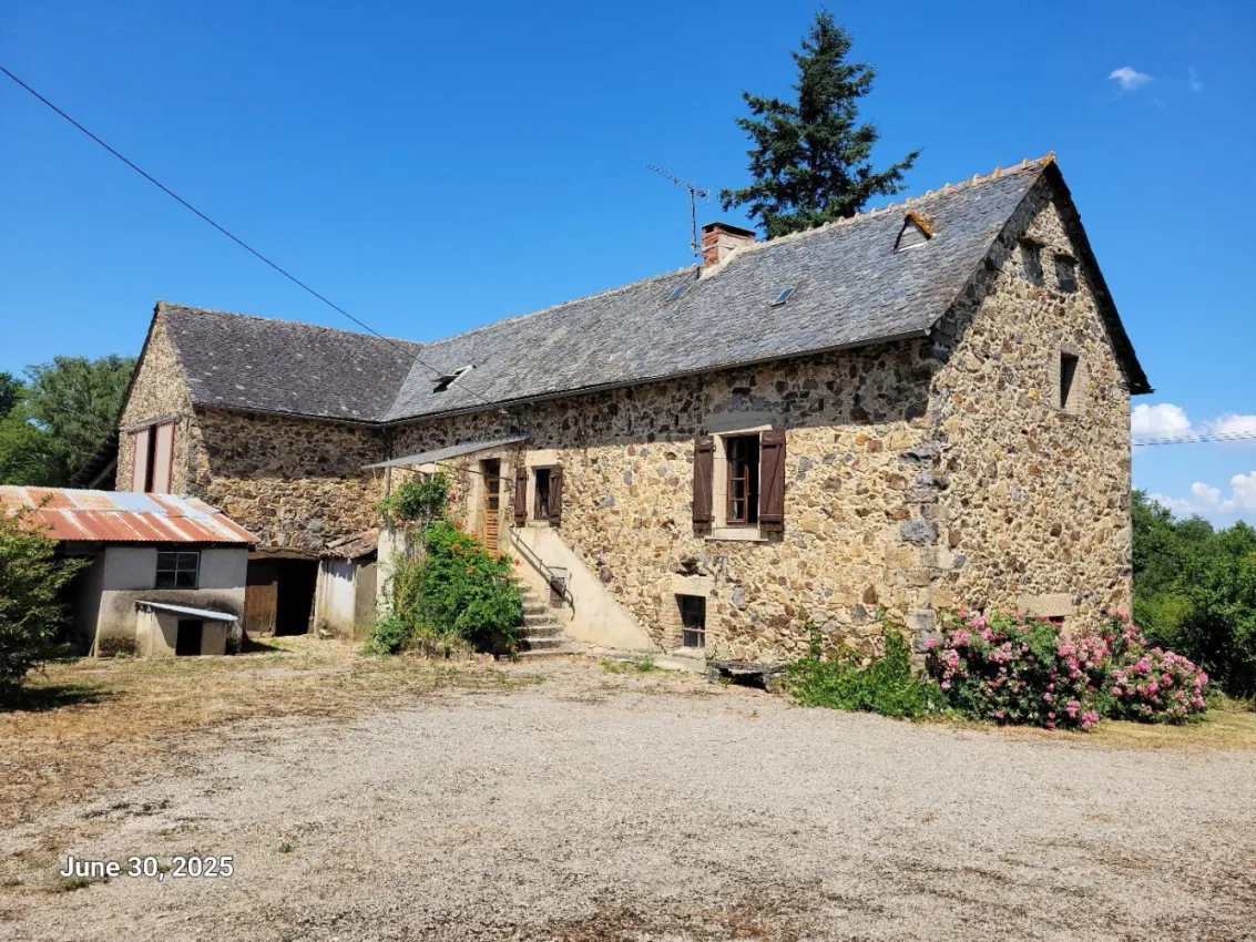 Secluded stone farmhouse with outbuildings 7 km from Villefranche-de-Rouergue photo 2