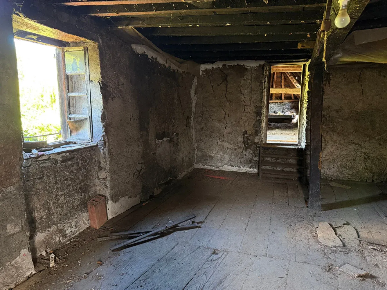 Fermette à rénover avec dépendance attenante à Villeneuve, en Ariège — photo 8