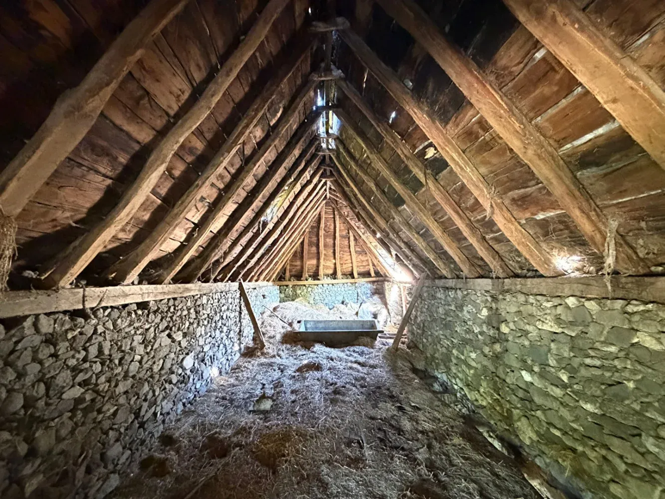 Fermette à rénover avec dépendance attenante à Villeneuve, en Ariège — photo 6