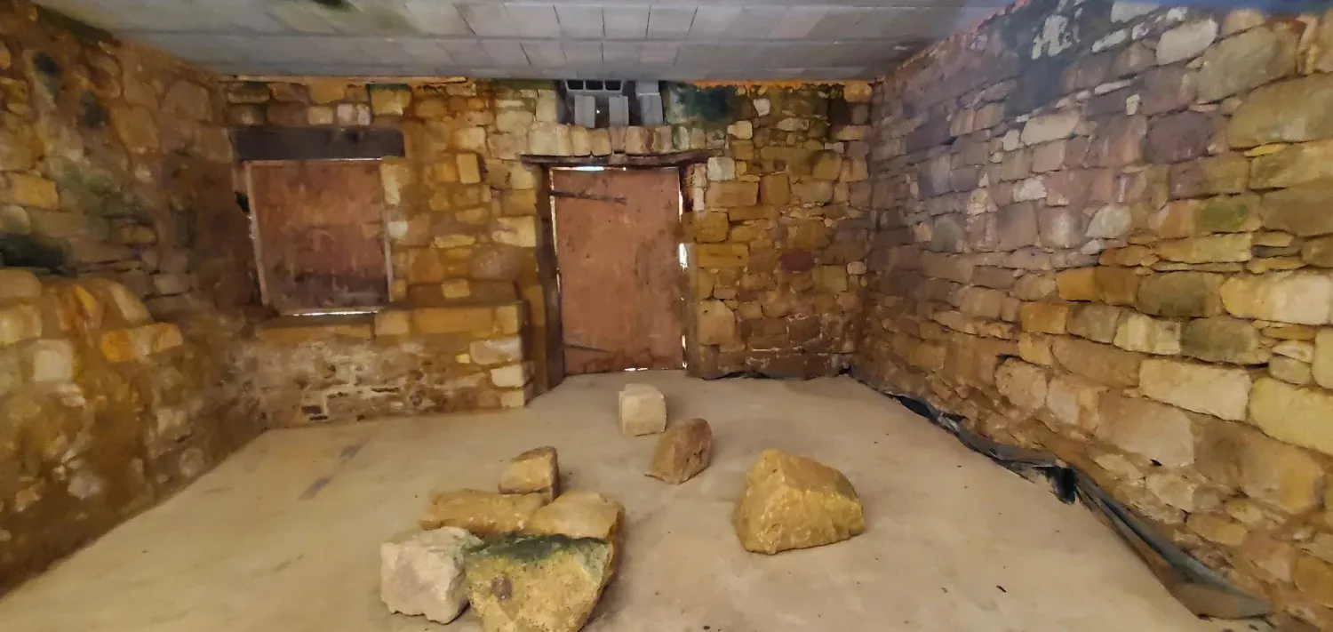 Stone village house in Cénac-et-Saint-Julien with great potential photo 9