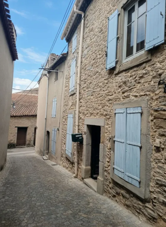 Maison de village de caractère de 200 m² à Siran Photo du bien