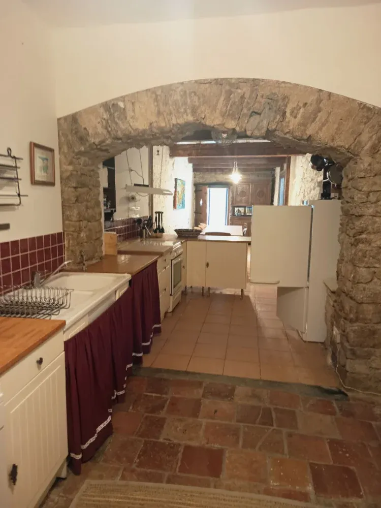 Maison de village de caractère de 200 m² à Siran — photo 4