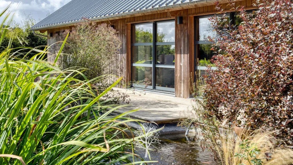 Contemporary Single-Story House with Garden in Val-de-Saâne photo 2